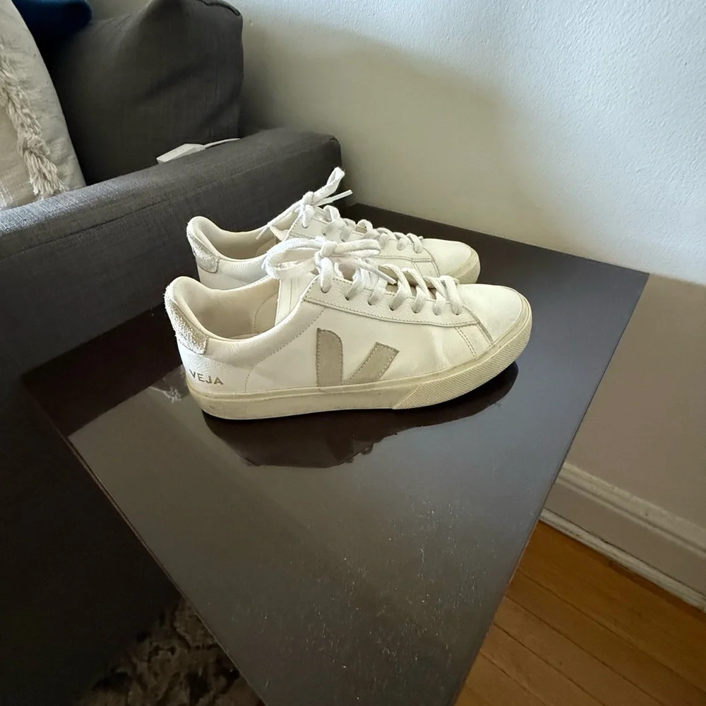 Veja Campo Sneakers - Picture 2 of 4